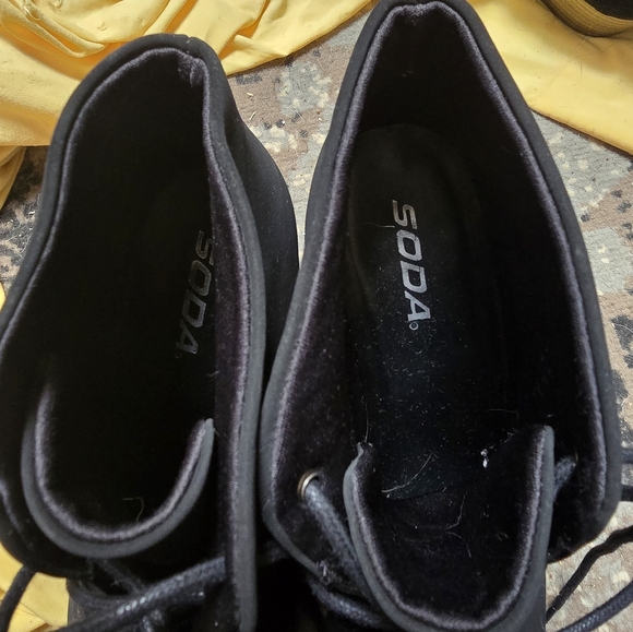 Booties - Picture 3 of 4